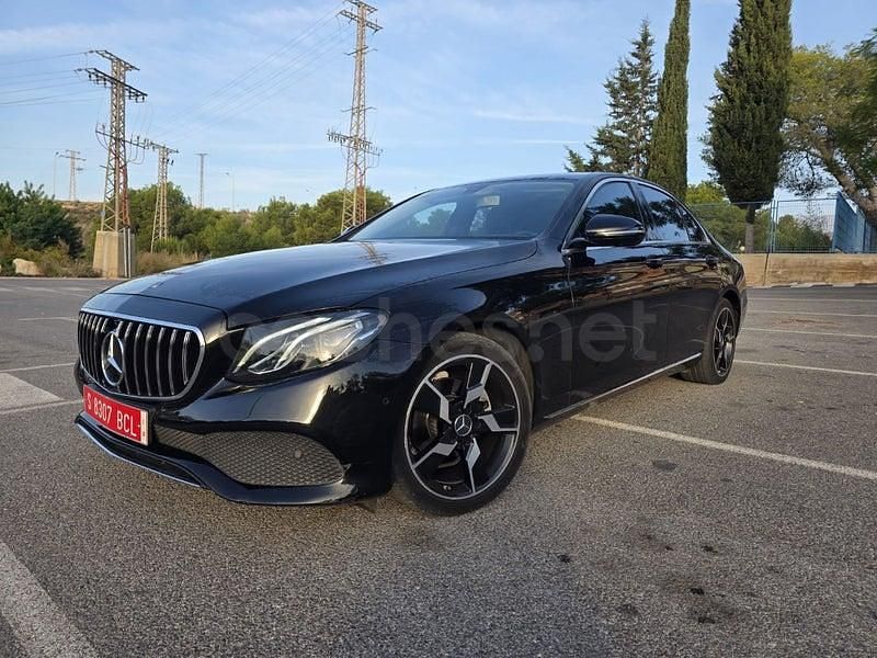 Usado Mercedes E220 194 CV (142 kW) 2017 Negro Berlina
