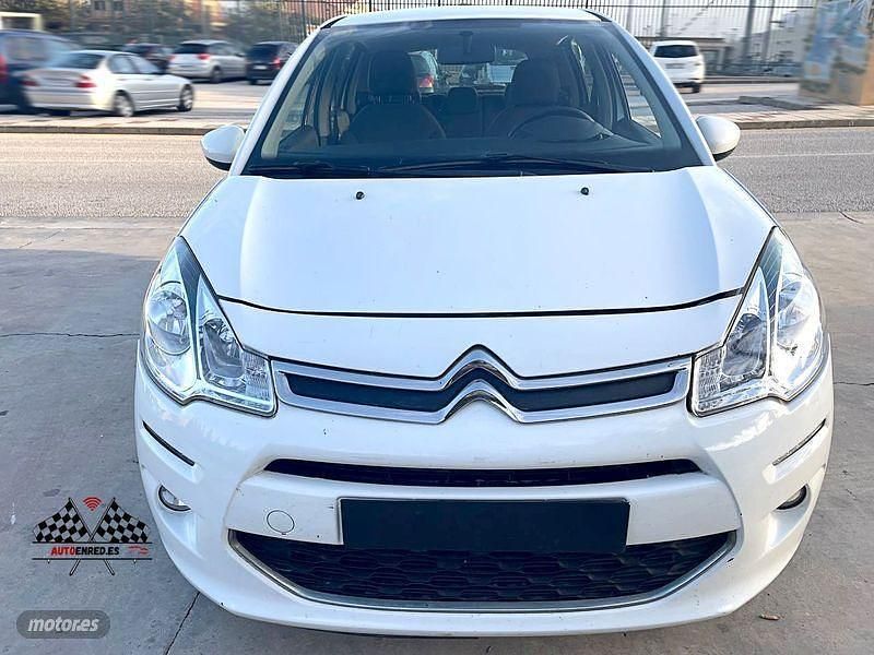 Usado Citroën C3 Feel 82 CV (60 kW) 2015 Blanco Utilitario