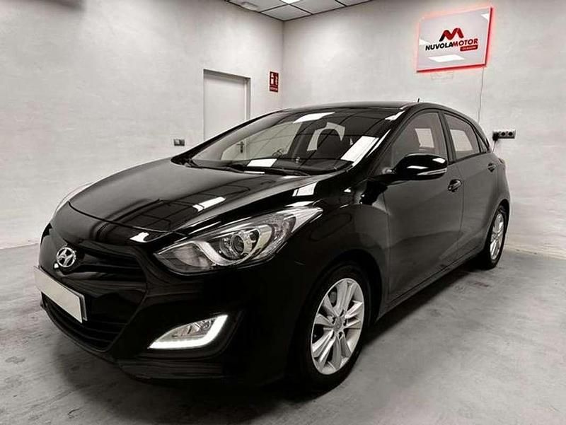 Negro Usado 2013 Hyundai i30 Utilitario | 7490 € (Buen precio) - Imagen 1/4