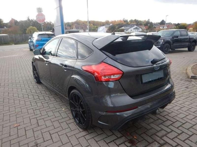Usado Ford Focus RS 257 CV (189 kW) 2017 Negro Berlina