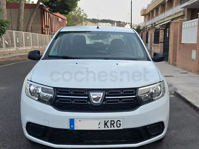 Usado Dacia Logan MCV Ambiance 73 CV (53 kW) 2018 Blanco Familiar