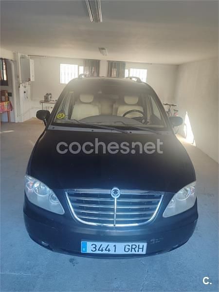 Usado Ssangyong (KGM) Rodius 165 CV (121 kW) 2009 Negro Monovolumen