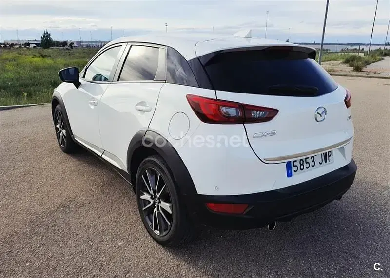 Usado Mazda CX-3 Luxury 120 CV (88 kW) 2017 Blanco SUV