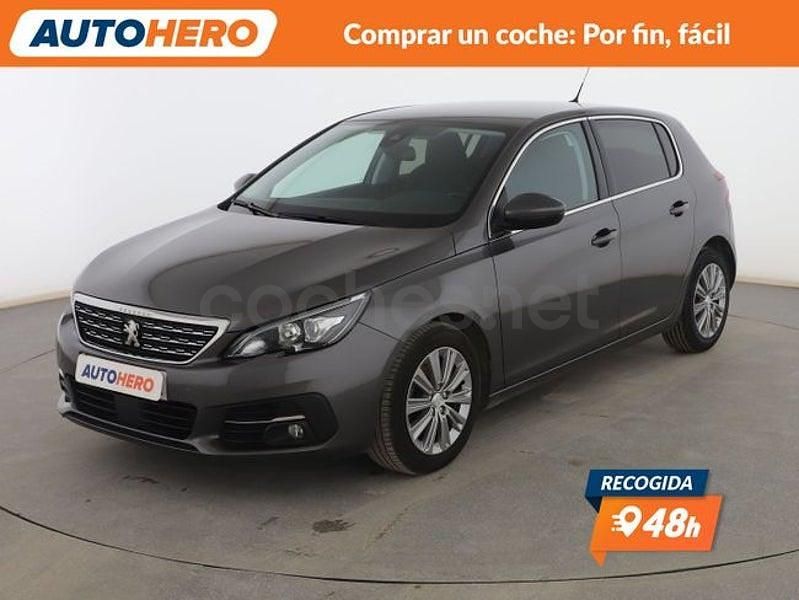 Usado Peugeot 308 Allure 100 CV (73 kW) 2020 Gris Berlina