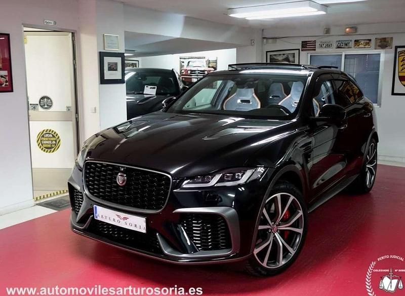 Usado Jaguar F-Pace SVR 551 CV (405 kW) 2022 Negro SUV