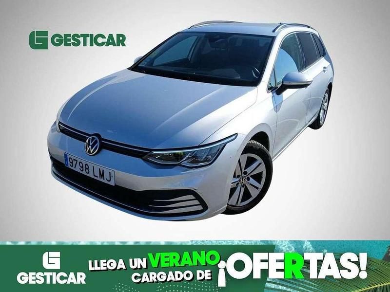Gris Usado 2021 VW Golf VIII Life Familiar | 18.990 € (Precio justo) - Imagen 1/4