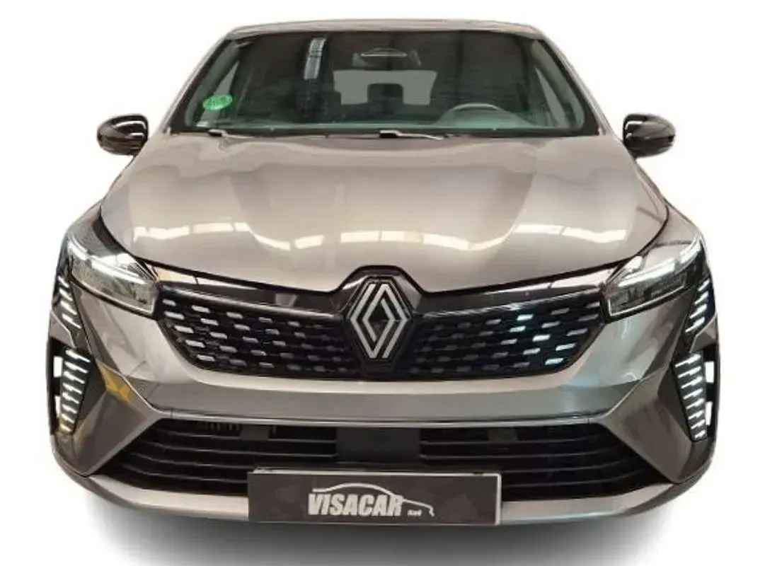 Usado Renault Clio Techno 91 CV (66 kW) 2025 Gris Utilitario