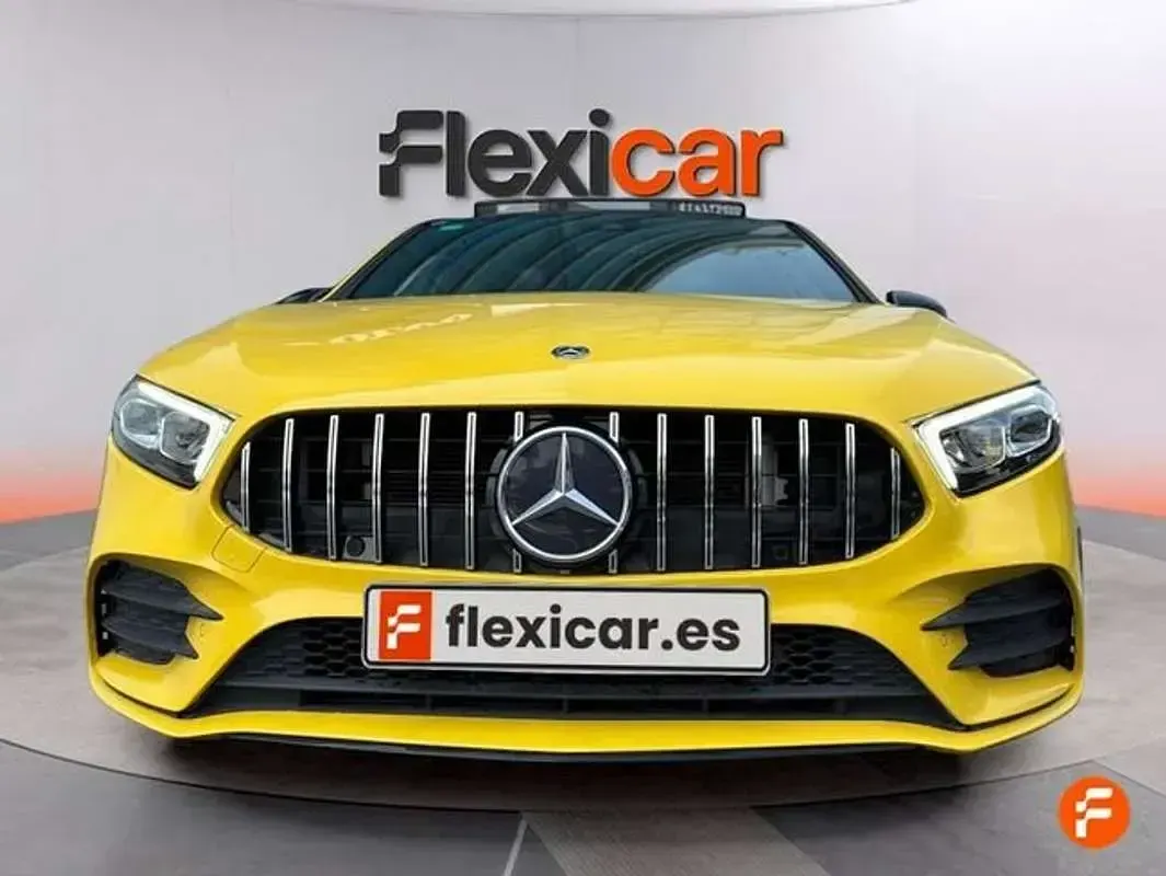Usado Mercedes A180 136 CV (100 kW) 2019 Amarillo Utilitario