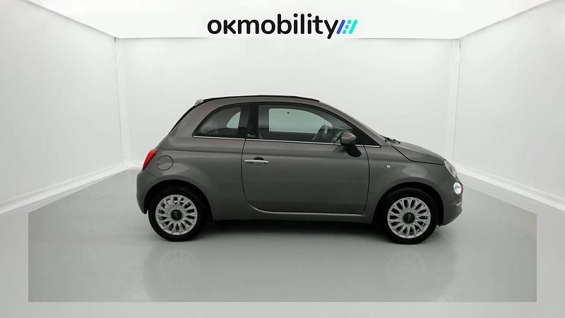 Usado Fiat 500C Dolcevita 70 CV (51 kW) 2022 Gris pompei / negro Descapotable