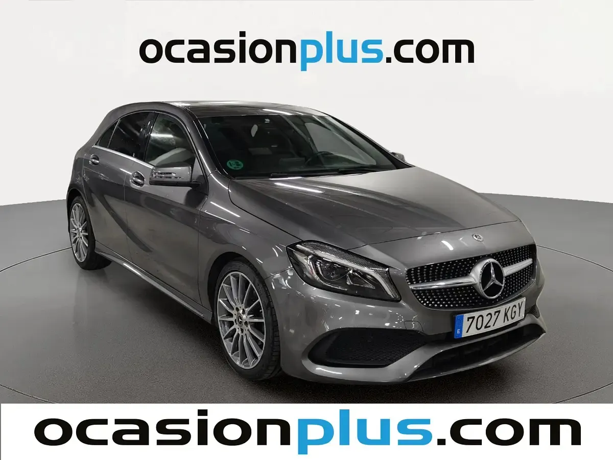 Usado Mercedes A200 AMG 136 CV (100 kW) 2018 Gris Utilitario