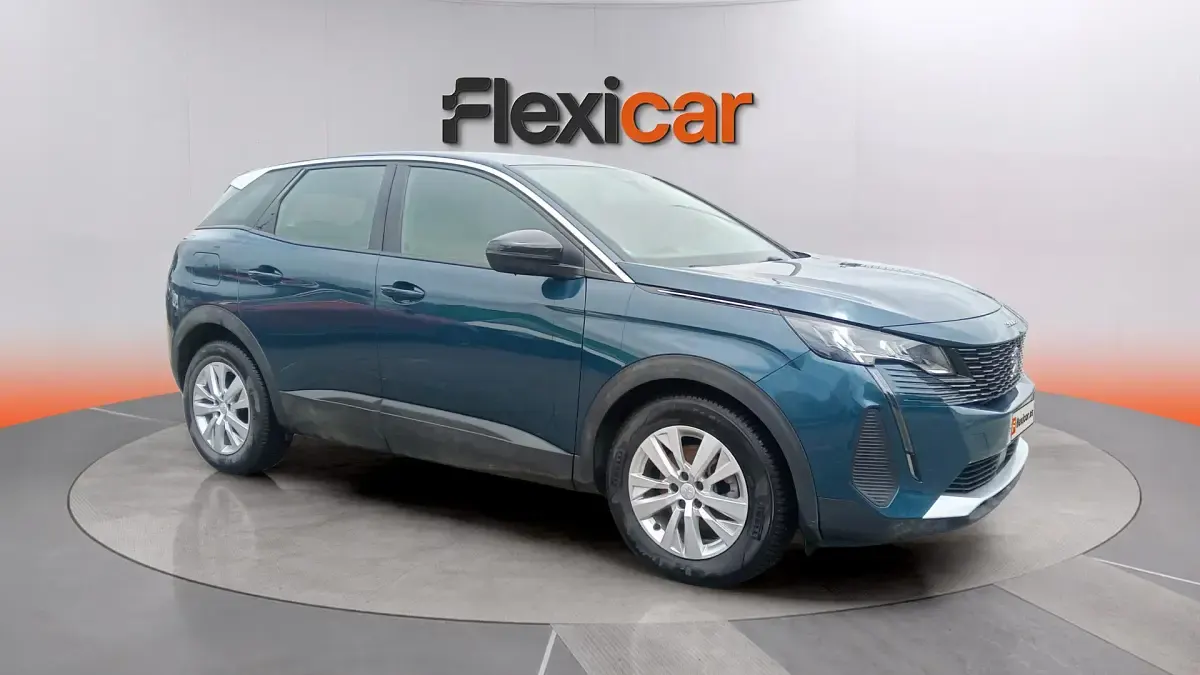Usado Peugeot 3008 Active 131 HP (96 kW) 2023 SUV