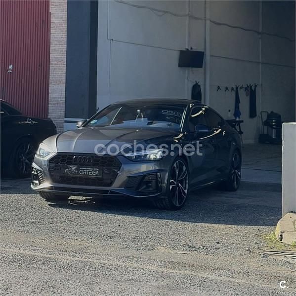 Usado Audi A5 Sportback Ambiente 163 CV (119 kW) 2023 Gris / plata Utilitario