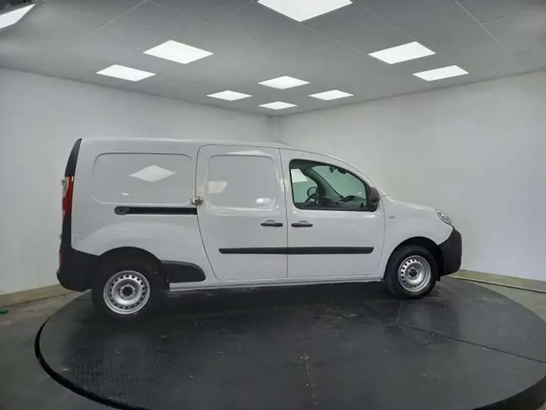 Usado Renault Kangoo 91 CV (66 kW) 2019 Amarillo Monovolumen