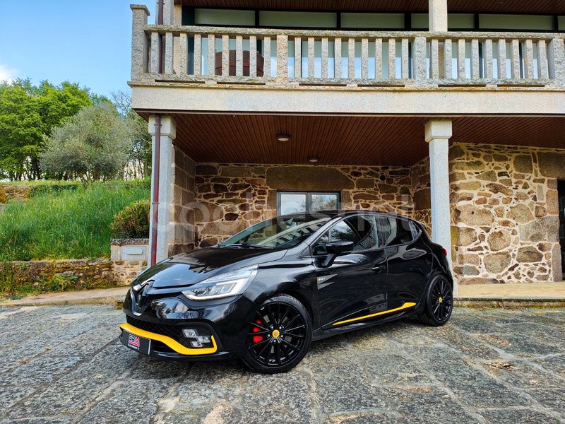 Negro Usado 2018 Renault Clio IV Trophy Berlina | 23.990 € - Imagen 1/4
