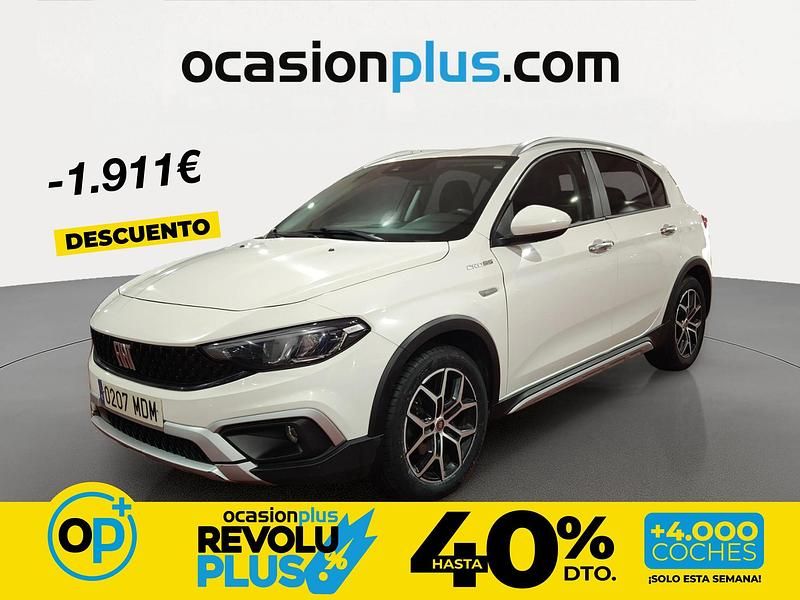Usado Fiat Tipo Cross 130 CV (95 kW) 2023 Blanco Berlina