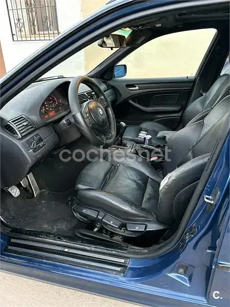 Usado BMW 330 184 CV (135 kW) 2003 Azul Familiar