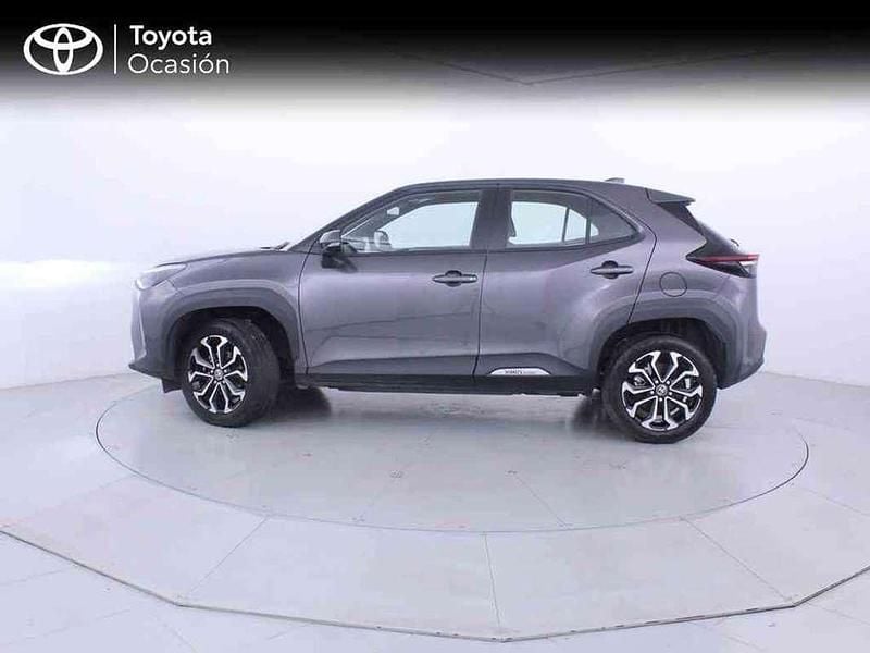Usado Toyota Yaris Cross Active 116 CV (85 kW) 2024 Gris SUV