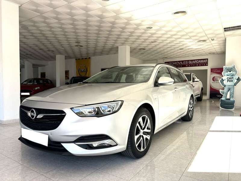 Plateado Usado 2019 Opel Insignia Selective Familiar | 11.900 € (Precio justo) - Imagen 1/4