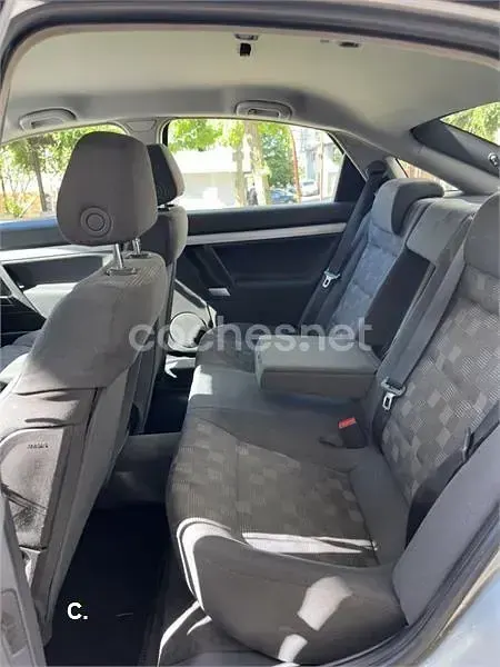 Usado Opel Vectra GTS 125 CV (91 kW) 2004 Gris / plata Berlina