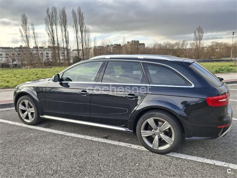 Usado Audi A4 Allroad 177 CV (130 kW) 2013 Negro Familiar