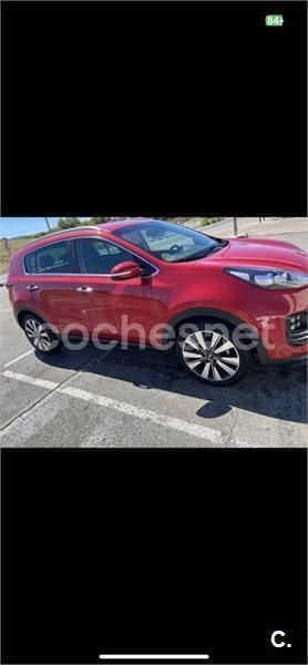 Usado Kia Sportage 115 CV (84 kW) 2018 Granate SUV