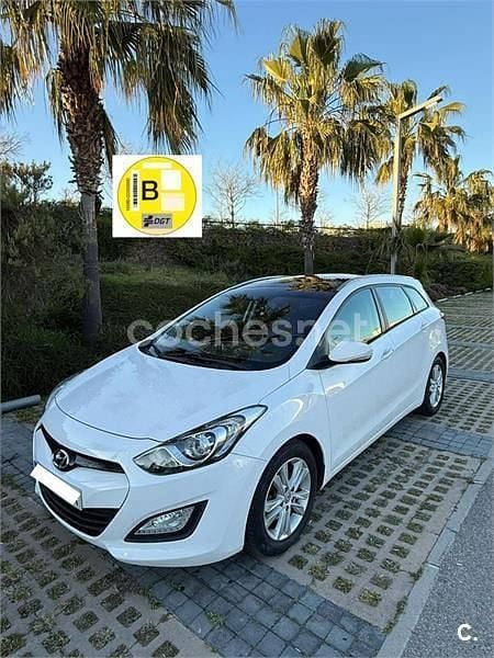Usado Hyundai i30 Sport 110 CV (80 kW) 2013 Blanco Familiar