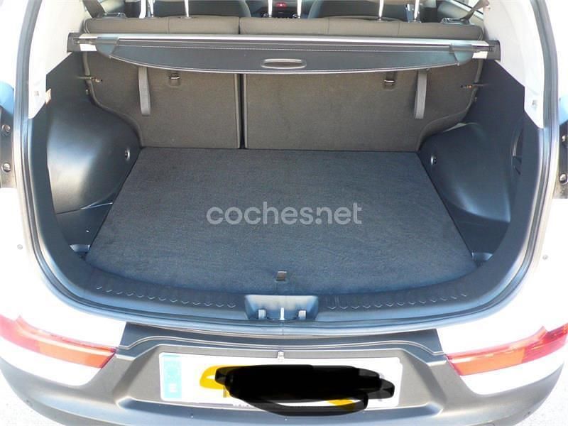 Usado Kia Sportage 115 CV (84 kW) 2011 Blanco SUV