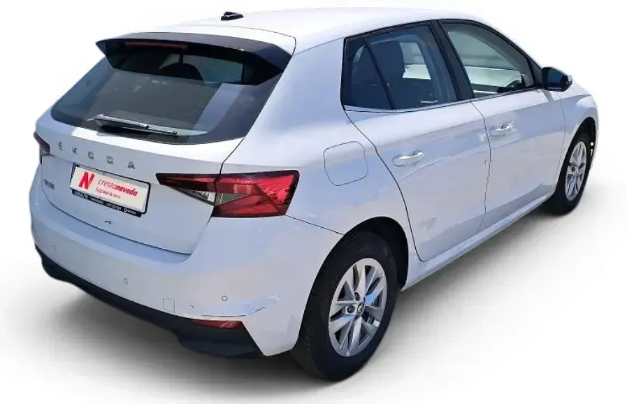 Usado Skoda Fabia 95 CV (69 kW) 2022 Blanco Utilitario