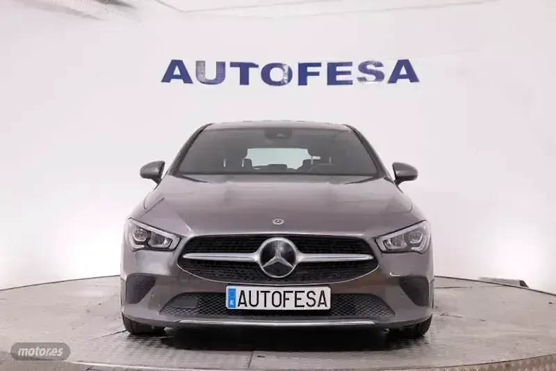 Usado Mercedes CLA220 Shooting Brake 190 CV (139 kW) 2021 Gris Familiar