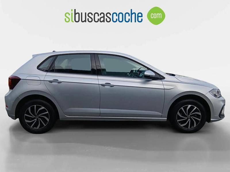 Usado VW Polo Life 95 CV (69 kW) 2024 Gris/plata Utilitario