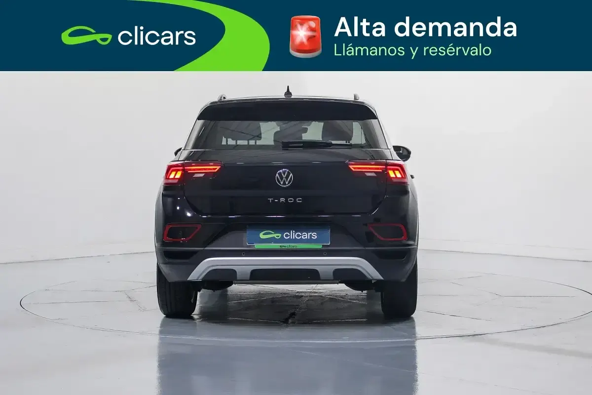 Usado VW T-Roc Life 110 CV (80 kW) 2022 Negro SUV