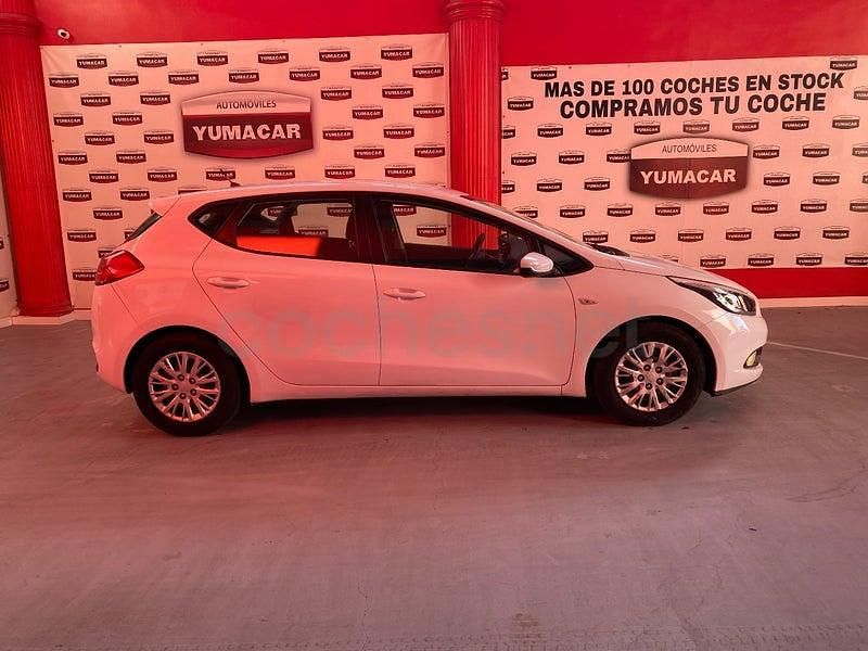 Usado Kia Ceed 100 CV (73 kW) 2013 Blanco Utilitario