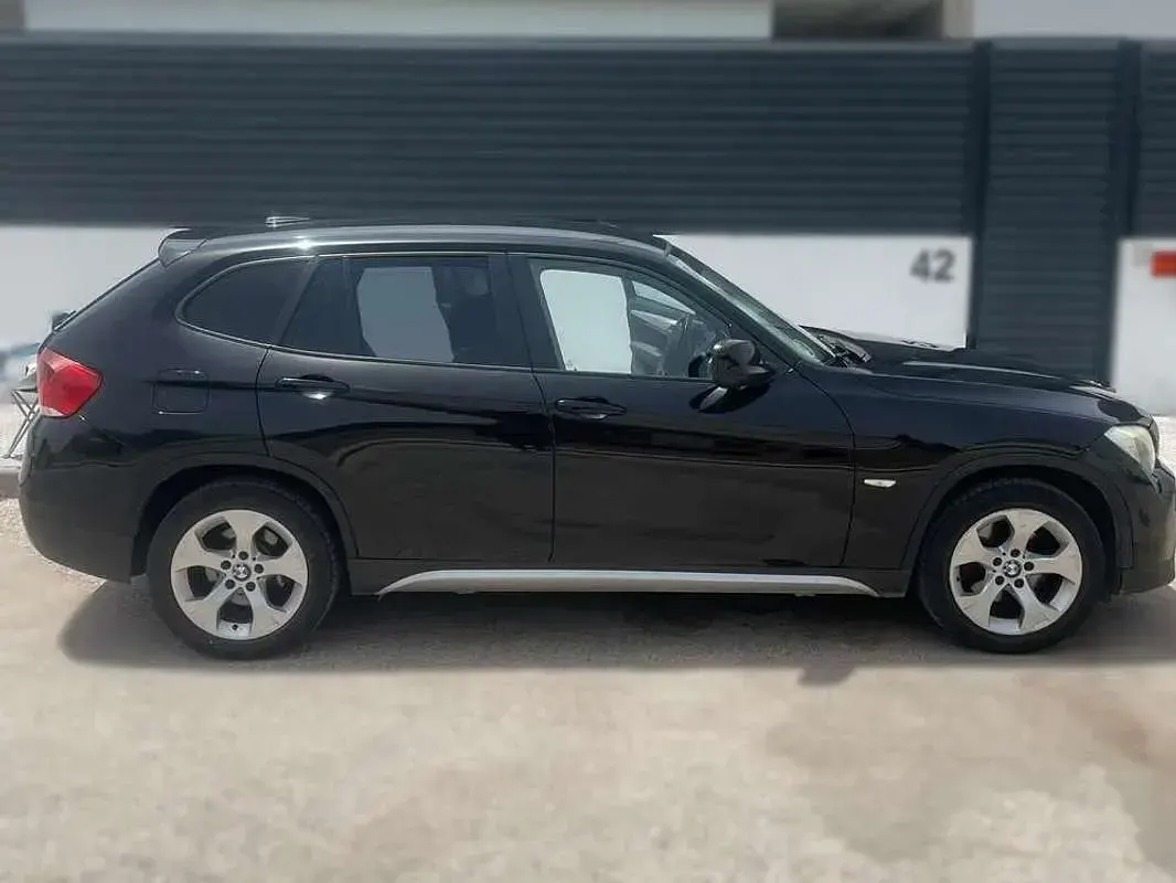 Usado BMW X1 150 CV (110 kW) 2010 Negro SUV