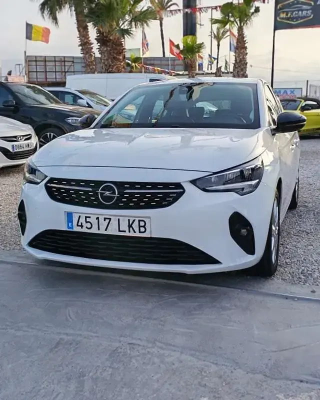 Usado Opel Corsa Elegance 101 CV (74 kW) 2020 Blanco Utilitario