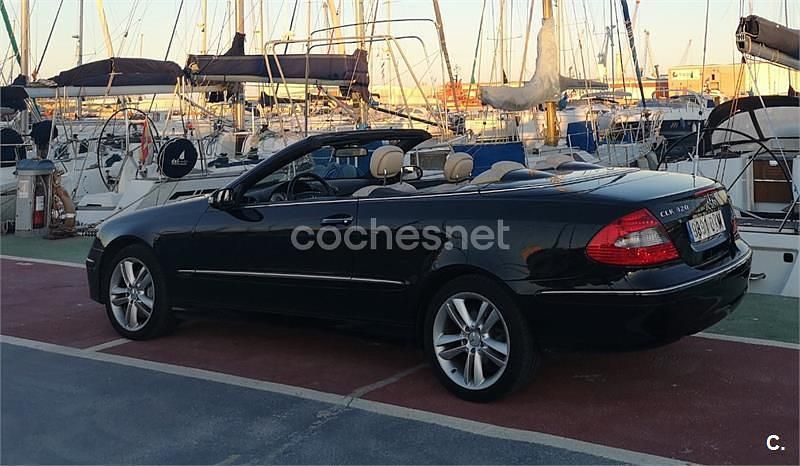 Usado Mercedes CLK320 Avantgarde 224 CV (164 kW) 2006 Negro Descapotable