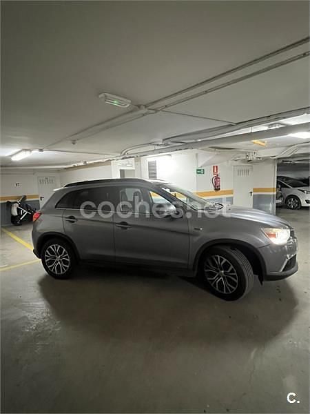 Usado Mitsubishi ASX 117 CV (86 kW) 2017 Gris / plata SUV