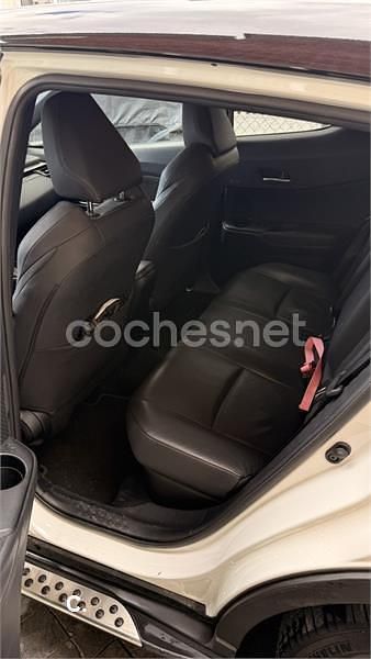 Usado Toyota C-HR Advance 122 CV (89 kW) 2019 Blanco SUV