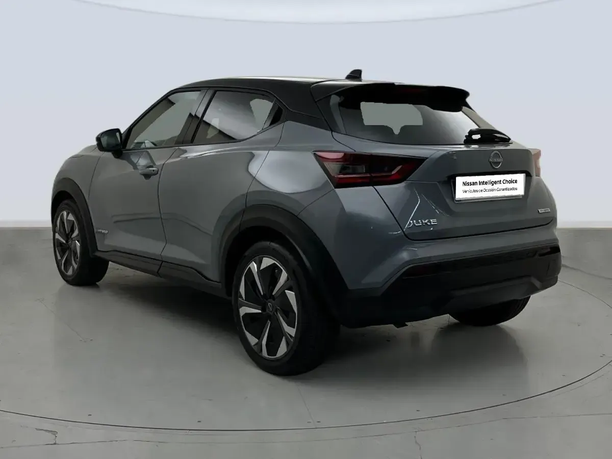 Usado Nissan Juke Tekna 143 CV (105 kW) 2024 Gris SUV