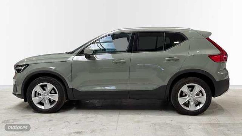 Usado Volvo XC40 Core 2024 Verde SUV