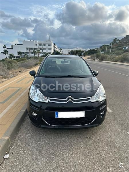 Usado Citroën C3 Live 99 CV (72 kW) 2016 Negro Berlina