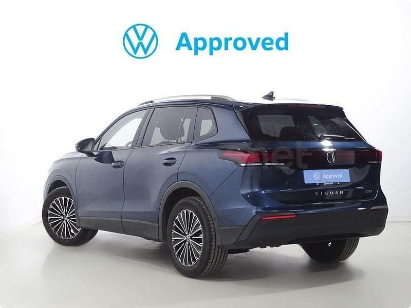 Usado VW Tiguan Life 150 CV (110 kW) 2024 Azul SUV