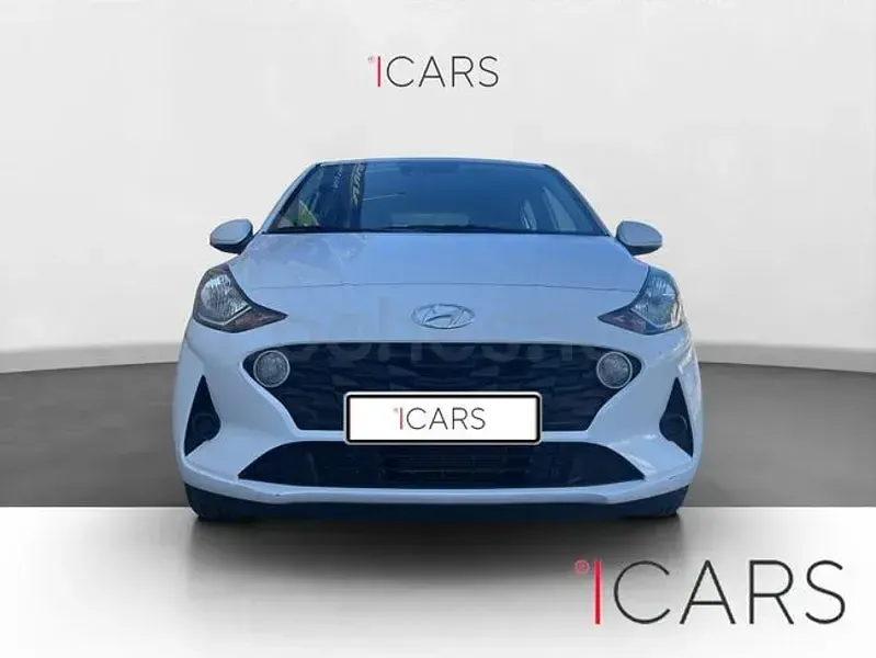 Usado Hyundai i10 67 CV (49 kW) 2022 Blanco Utilitario
