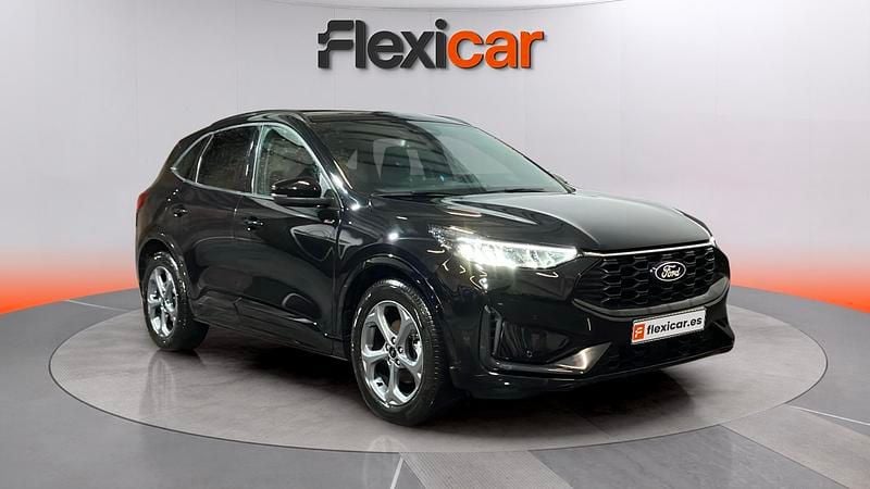 Usado Ford Kuga ST-Line 150 CV (110 kW) 2025 Negro SUV