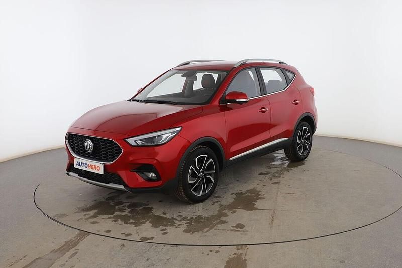 Usado MG ZS Luxury 111 CV (81 kW) 2024 Rojo SUV