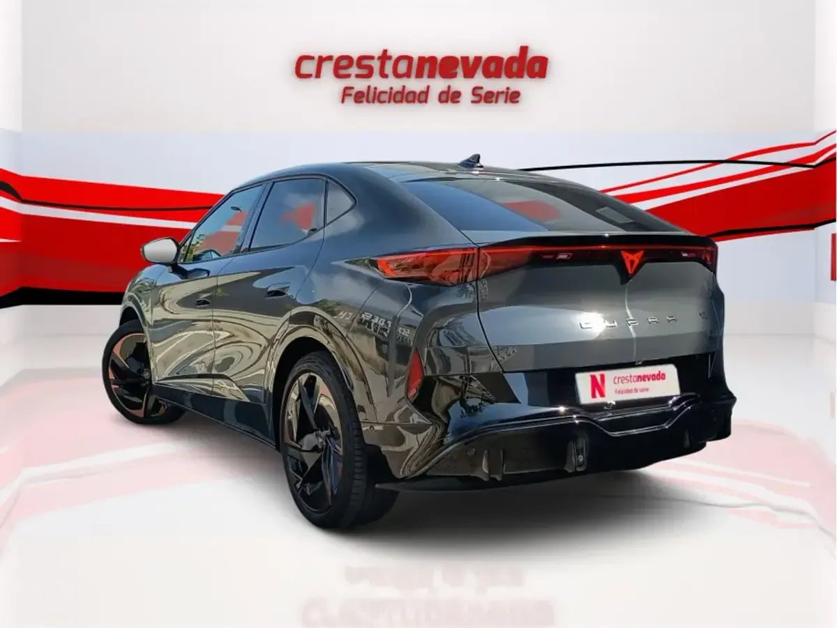 Usado Cupra Tavascan VZ 250 kW (340 CV) 2024 Gris SUV
