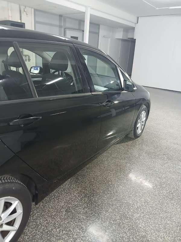 Usado BMW 218 Gran Tourer 150 CV (110 kW) 2016 Negro Monovolumen