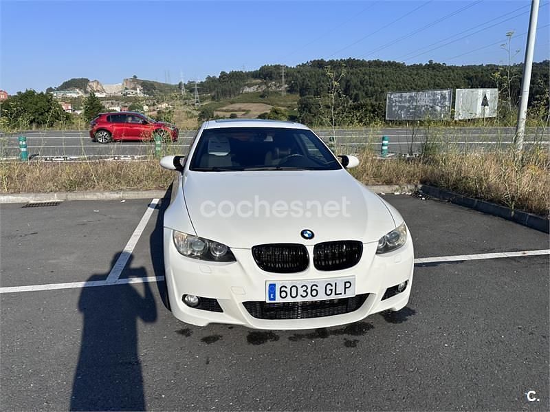 Usado BMW 320 177 CV (130 kW) 2009 Blanco Coupe