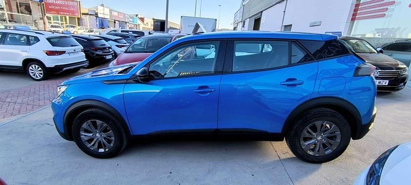 Usado Peugeot 2008 Active 110 CV (80 kW) 2022 Azul SUV