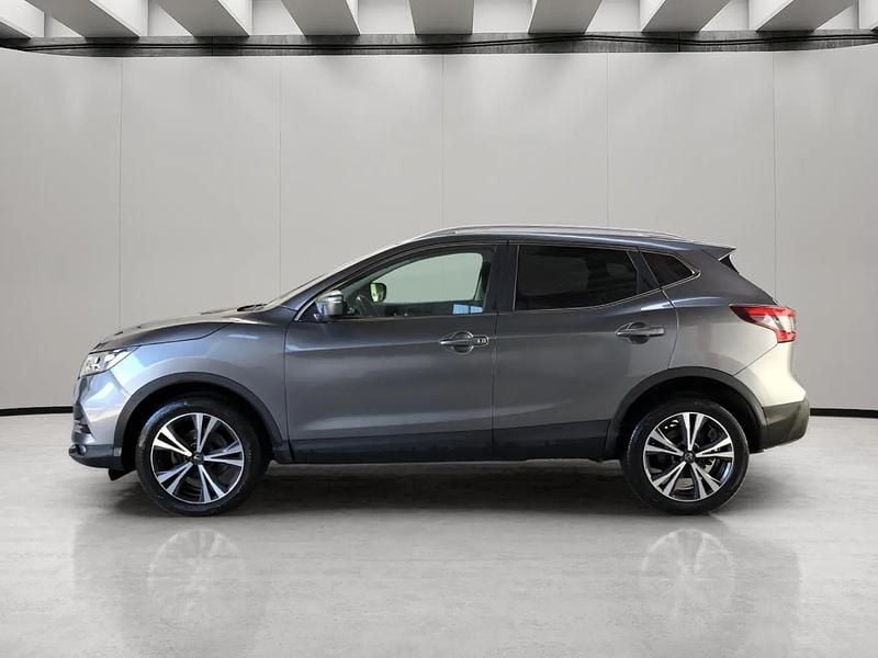 Usado Nissan Qashqai Visia 115 CV (84 kW) 2018 Gris SUV
