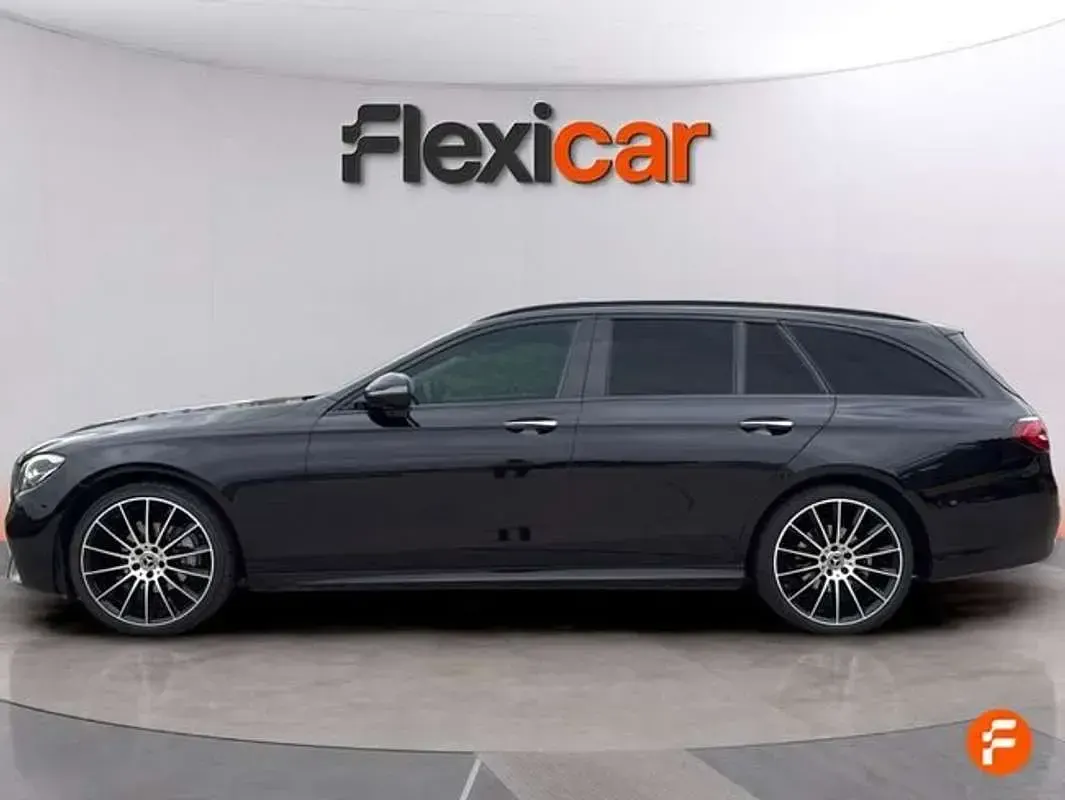 Usado Mercedes E220 194 CV (142 kW) 2021 Negro Familiar